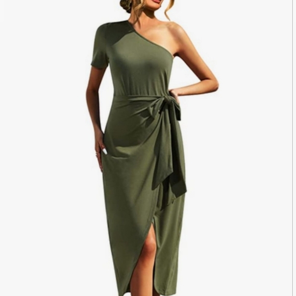 Exlura Dresses & Skirts - EXLURA Women's Green NWT One Shoulder Bodycon Midi Dress Size Small 🐈